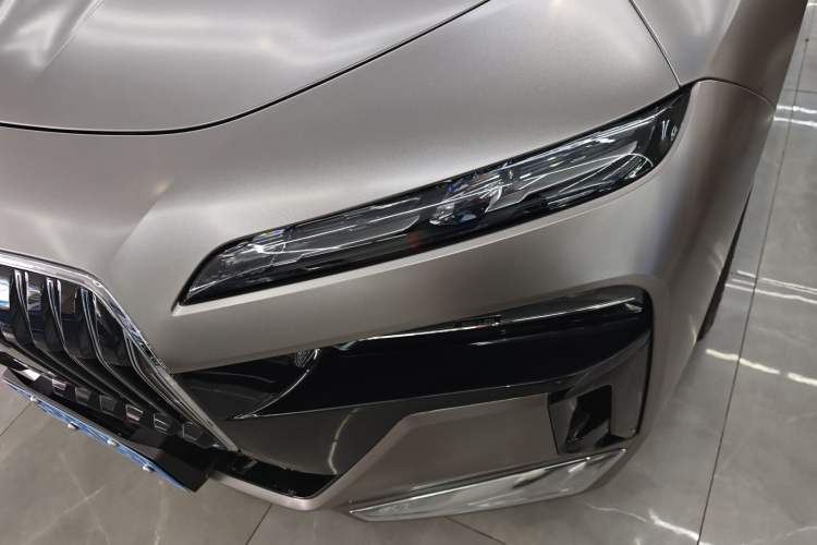 Used BMW 7 Series 2023 740Li Leading Model M Sport Package Left Front Headlight