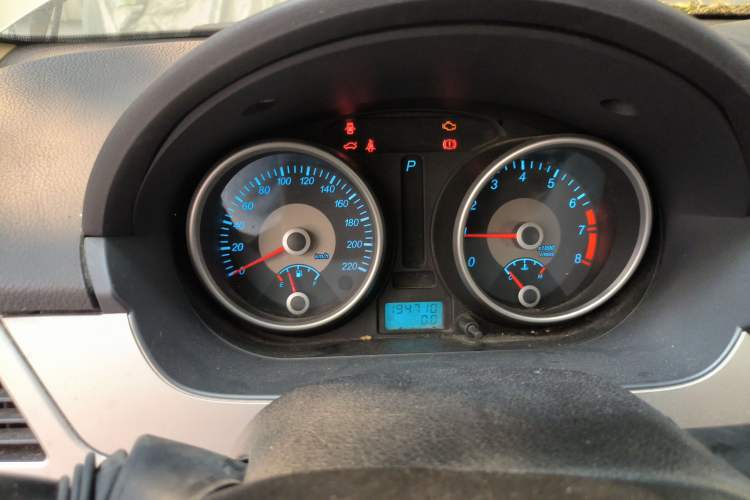 Used Buick Excelle 2011 1.6LX-AT Instrument Cluster