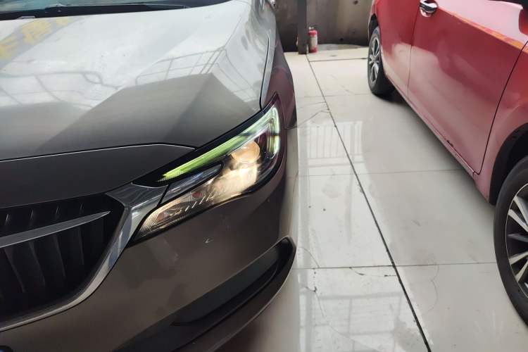 Used Buick GL6 2019 18T 6-Seater Connected Luxury Version China V Standard