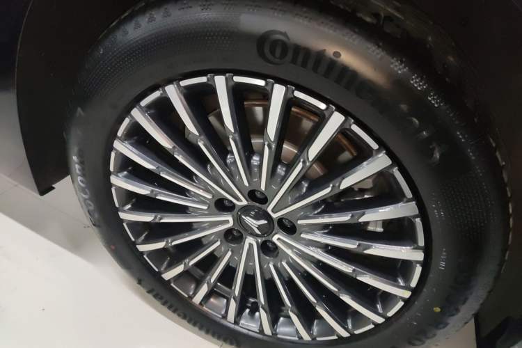 Used VOYAH Dream 2026 Model PHEV Qiankun Max