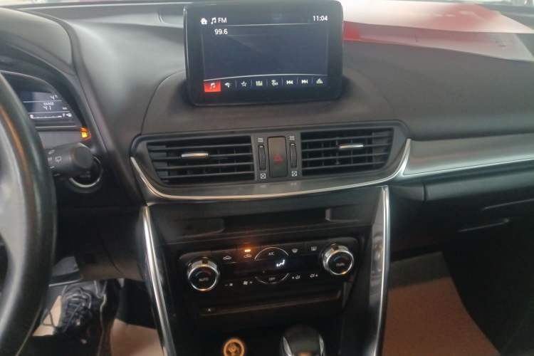 Used Mazda CX-4 2018 2.0L Automatic Two-Wheel Drive Blue Sky Premium Upgrade Version China V Standard