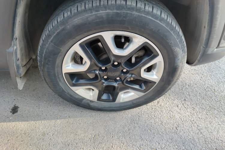 Used Jeep Compass 2017 200TS Automatic High-Performance All-Wheel Drive Edition
