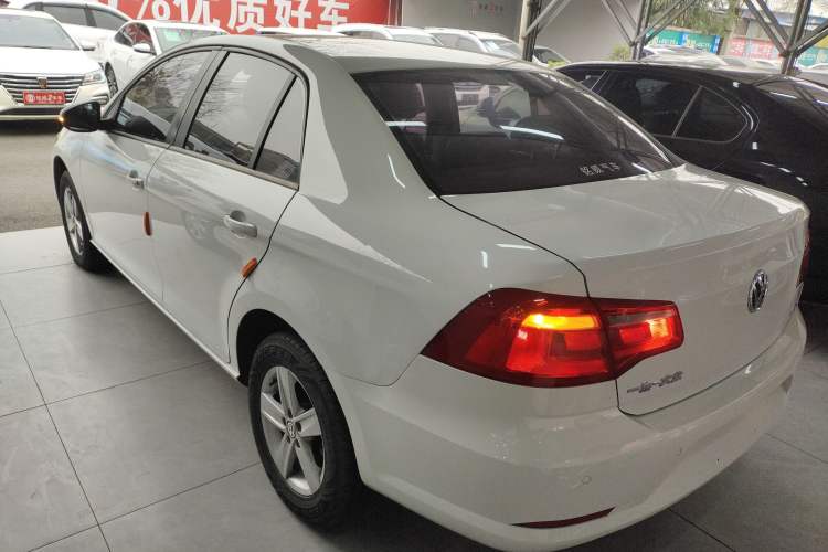 Used Volkswagen Bora 2014 1.6L Automatic Fashion Model