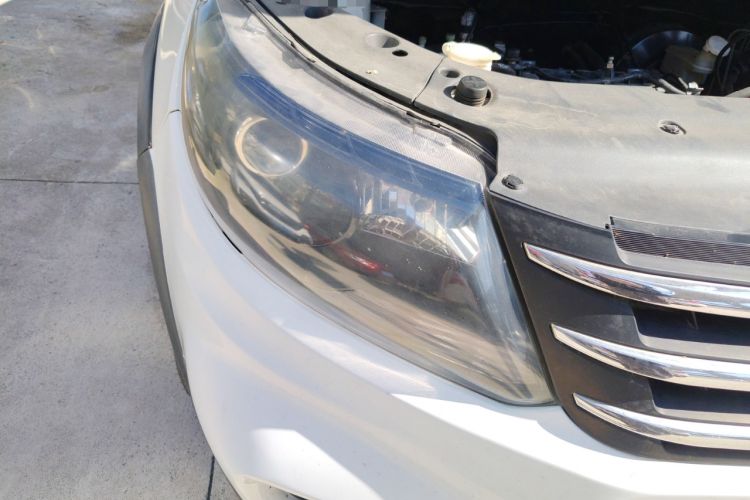 Used FORTHING Joyear X5 2013 1.6L Manual Luxury Model China IV Standard