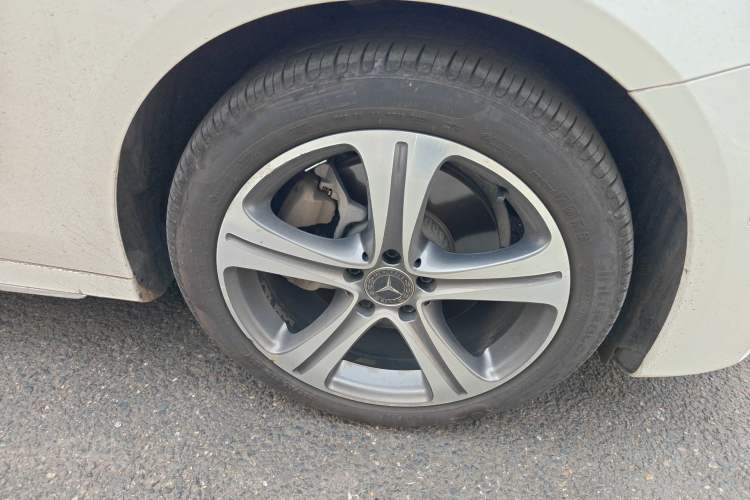 Used Mercedes-Benz E-Class 2018 Facelift E 200 L Sport Edition
