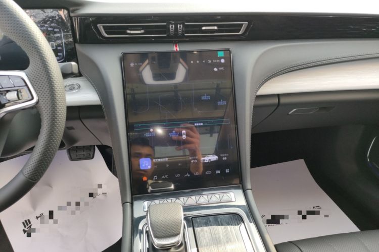 Used Hongqi H5 2025 1.5T DCT Qiyun 500 000th Unit Commemorative Edition
