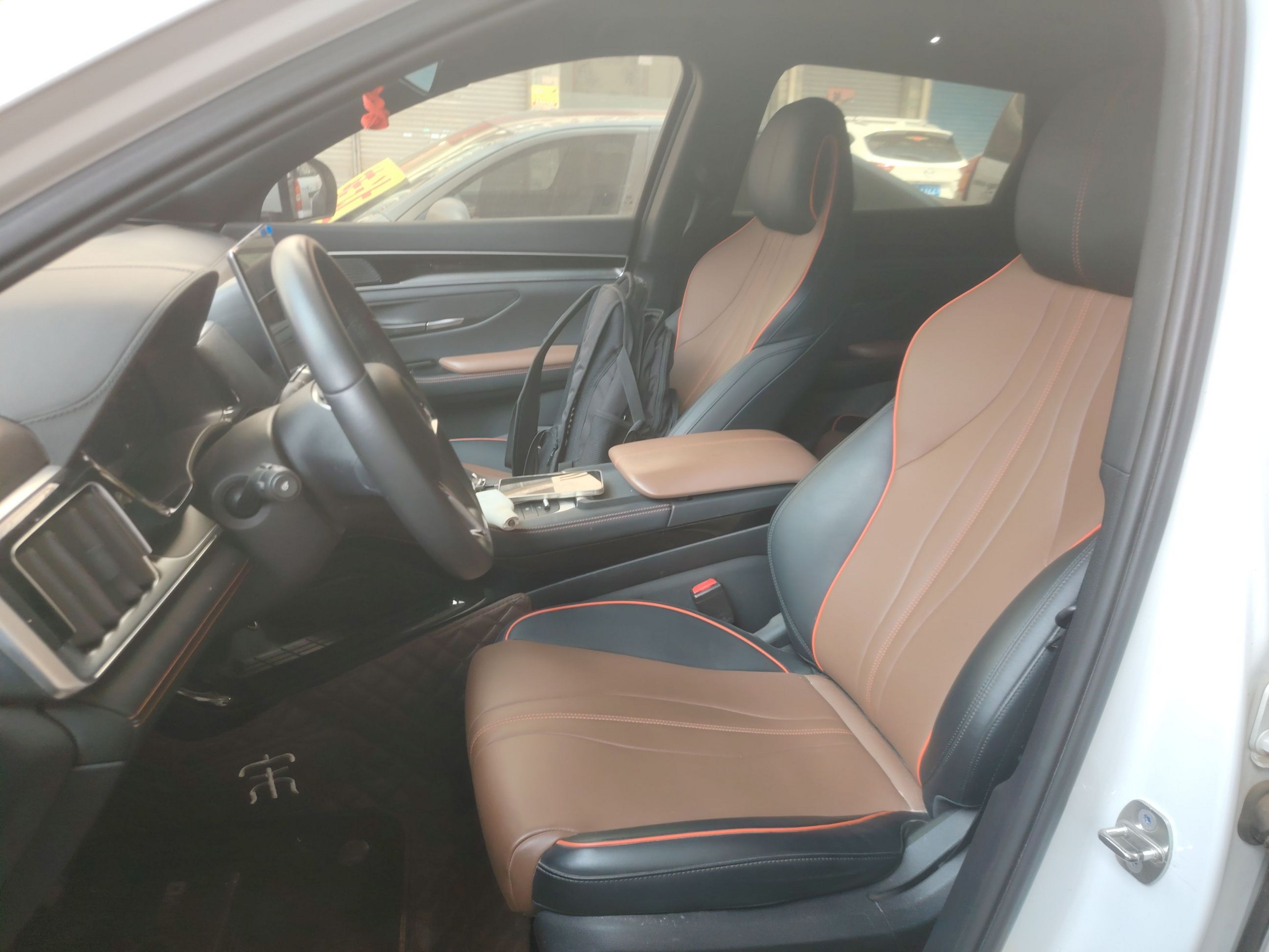 Interior delantero