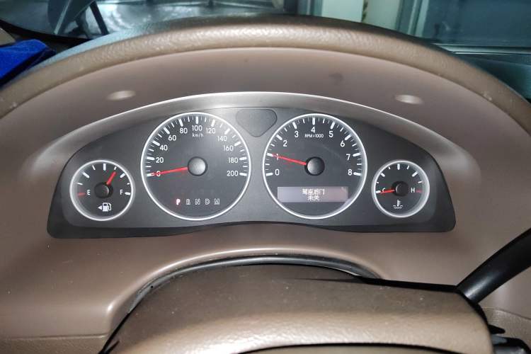 Used Buick GL8 2011 2.4L CT Comfort Edition
