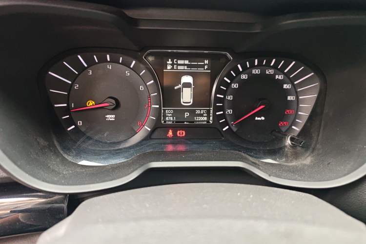 Used GAC Trumpchi GS4 2015 200T G-DCT Luxury Edition Odometer Close Up