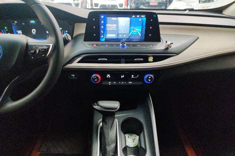 Used Buick Velite 6 2020 Plug-in Hybrid Connected Fashion Model