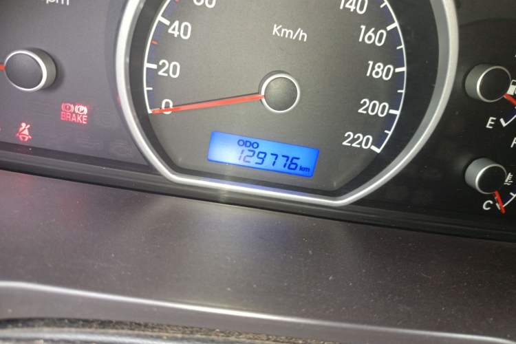 Used Hyundai Celesta 2011 1.6L Manual Comfort Edition