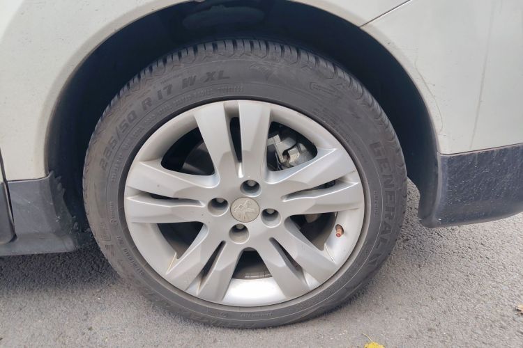 Used Peugeot 3008 2016 1.6THP Automatic Classic Edition