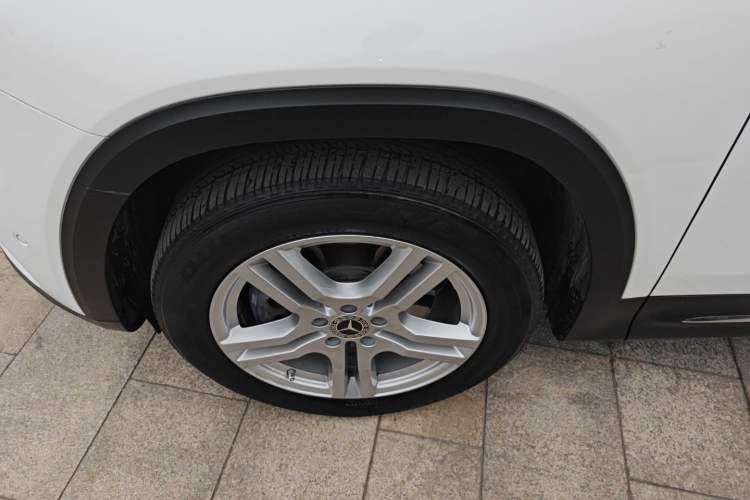 Used Mercedes-Benz GLB 2022 GLB 220 Dynamic Edition Left Front Wheel Hub