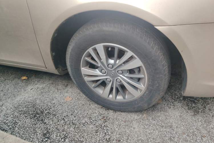 Used Geely Auto Emgrand 2018 1.5L Manual Luxury Model Right Front Wheel Hub