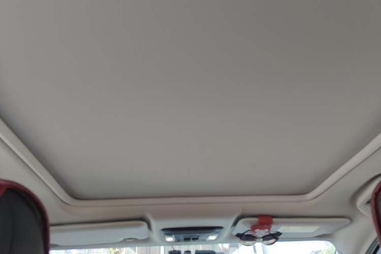 Used Honda Vezel 2020 1.5L CVT Pioneer Edition Headliner