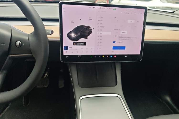 Used Tesla Model Y 2021 Standard Range Rear-Wheel Drive Version