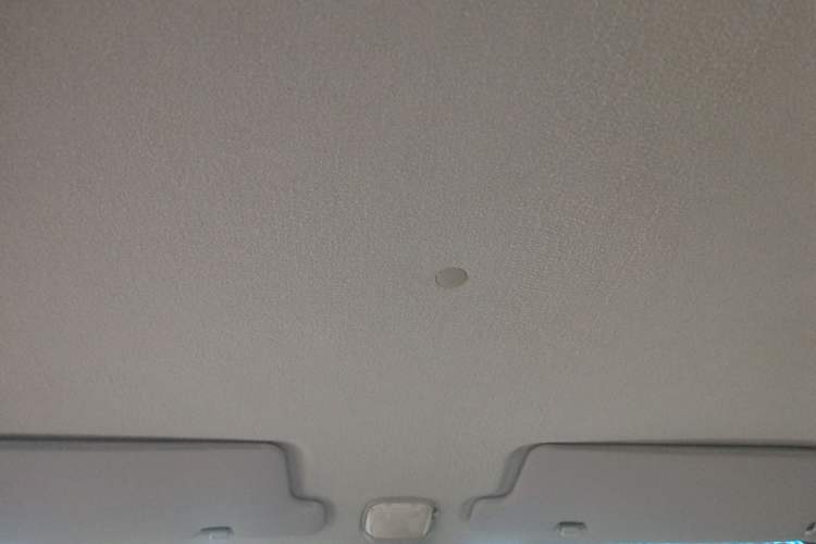 Used FAW Xiali 2012 N3 1.0L Sedan - Practical Model
