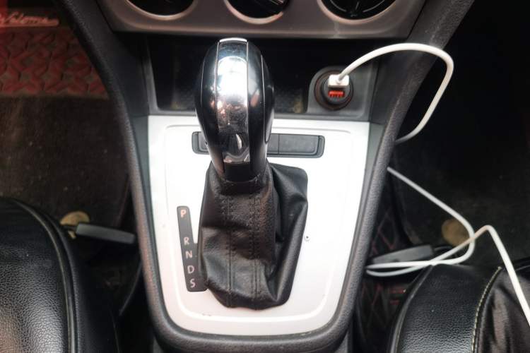 Used Volkswagen Lavida 2015 1.6L Automatic Fashion Edition
