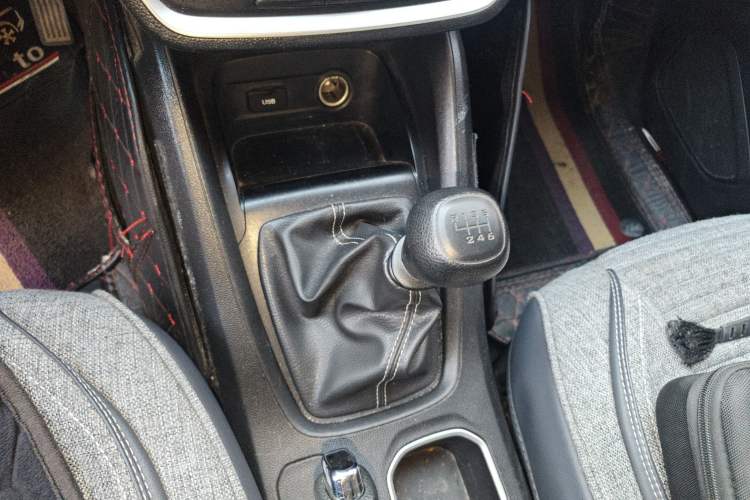 Used Wuling Hongguang S3 2018 1.5L Manual Standard Version China V Standard