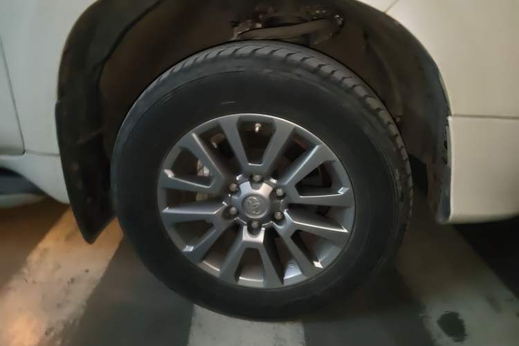 Used Toyota Prado 2019 3.5L Automatic TX-L Deluxe Edition with Rear-Mounted Spare Tire
