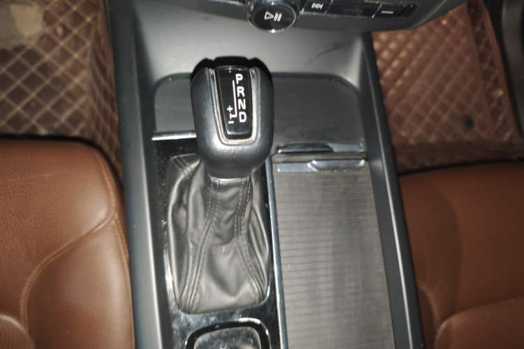 Used Volvo XC60 2021 T5 4x4 Smart Luxury Edition