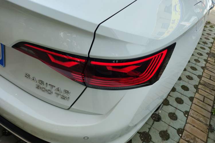 Used Volkswagen Sagitar 2024 300TSI DSG Excellence Edition Right Rear Taillight