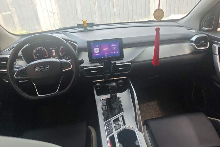 Used Geely Auto Coolray 2020 PRO 240T DCT Hunter
