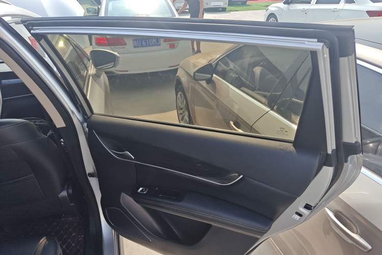 Used BYD Song MAX 2017 1.5T Automatic Smart Connect Elite 7-Seater