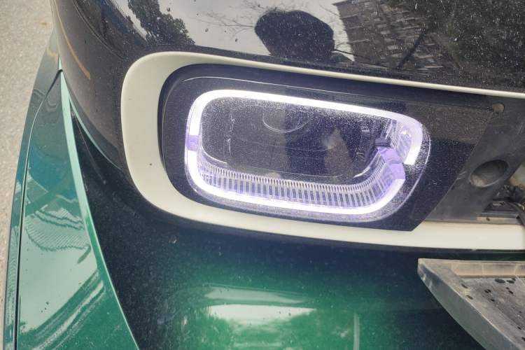 Used Baojun KiWi EV 2022 Artist Lite Edition Lithium Iron Phosphate
