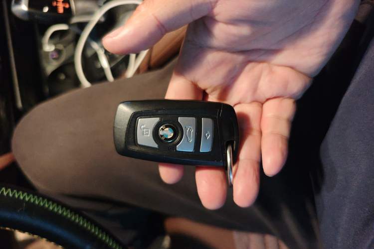 Used BMW 5 Series 2014 520Li Elegant Model Vehicle Key