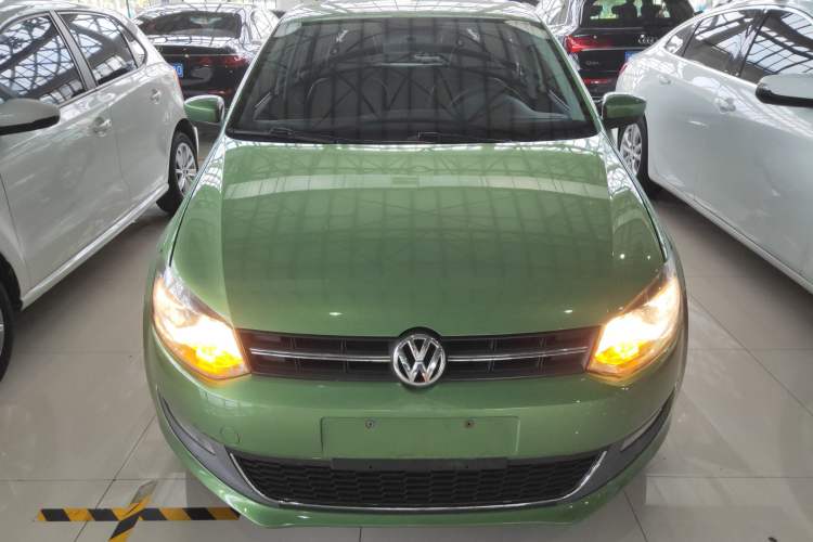 Used Volkswagen Polo 2013 1.4L Automatic Luxury Edition
