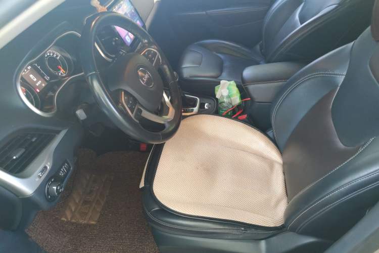 Used Jeep Cherokee 2016 2.4L Leading Edition