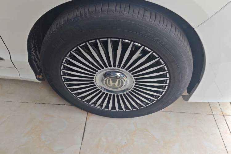 Used Honda Elysion 2016 2.4L Classic Edition Right Front Wheel Hub