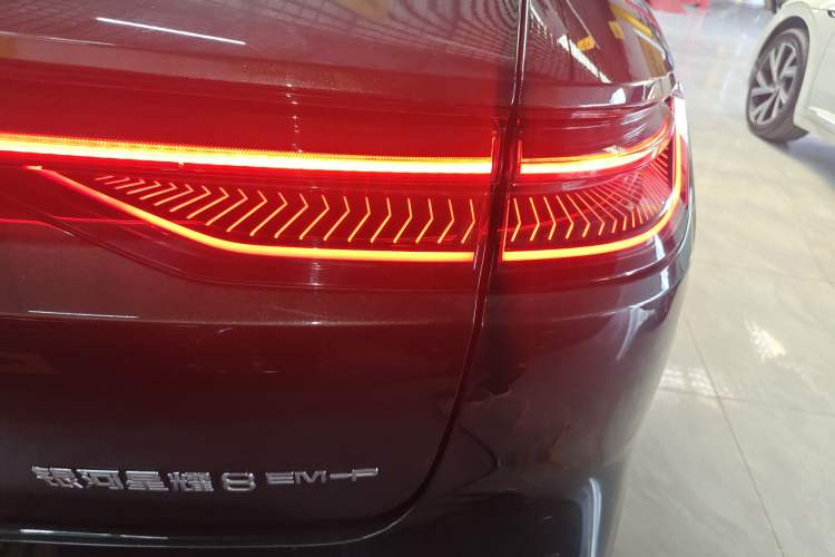 Used Geely Galaxy 8 2025 130km EM-P Starship Edition Right Rear Taillight