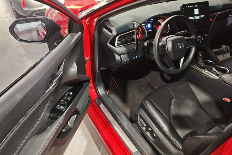 Used Toyota Camry 2021 2.0S FENGSHANG Edition