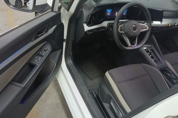 Used Volkswagen Golf 2023 280TSI DSG Pro