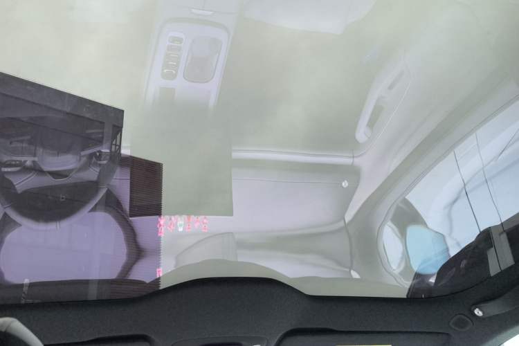 Used Xiaomi Auto SU7 2024 Rear-Drive Ultra-Long Range Advanced Pro-Level Intelligent Driving Version Headliner