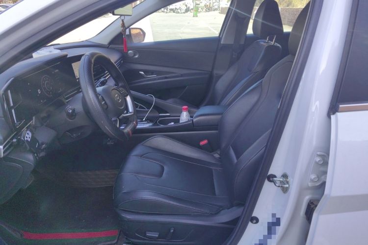 Used Hyundai Elantra 2021 1.5L CVT LUX Prestige Edition