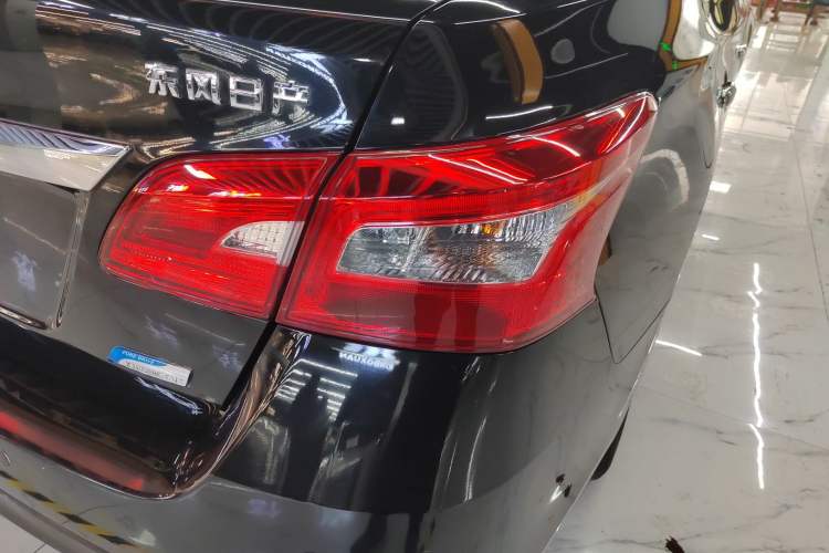 Used Nissan Sylphy 2019 1.6XV CVT Smart Connect Luxury Edition China VI Standard Exterior 3