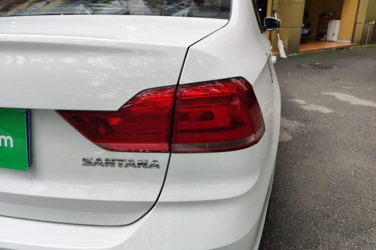 Used Volkswagen Santana 2019 1.5L Automatic Fashion Edition China VI Right Rear Taillight