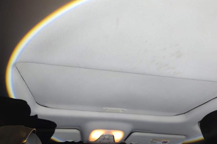 Used GAC Trumpchi GS4 2017 235T Automatic Two-Wheel Drive Luxury Smart Connectivity Version Headliner