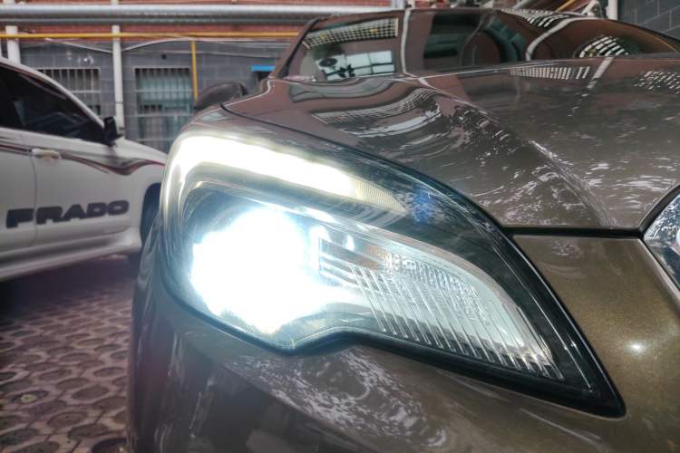 Used Buick Envision 2016 20T Two-Wheel Drive Leading Version