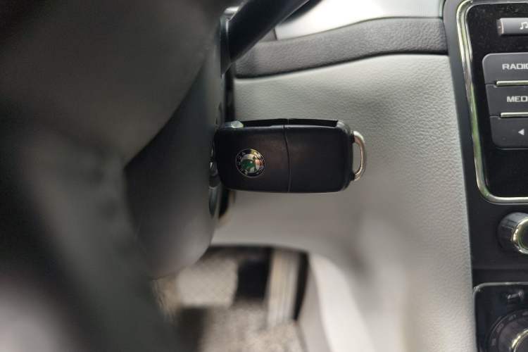 Used Skoda Superb 2009 1.8TSI Automatic Prestige Edition Vehicle Key