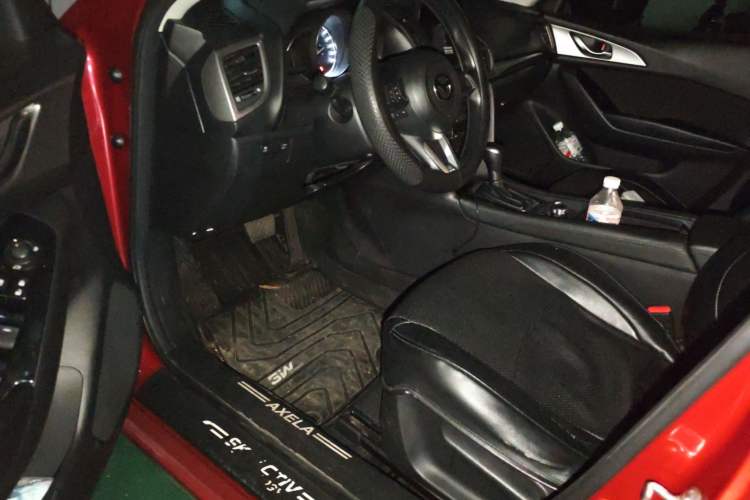 Used Mazda 3 Axela 2017 Sedan 1.5L Automatic Luxury Model Emission Standard China V