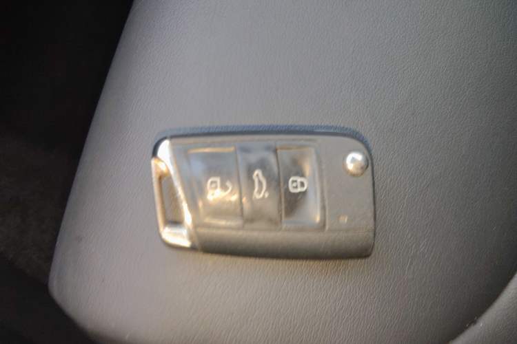 Used Skoda Kodiaq 2021 TSI330 7-Seater Two-Wheel-Drive Luxury Plus Edition
