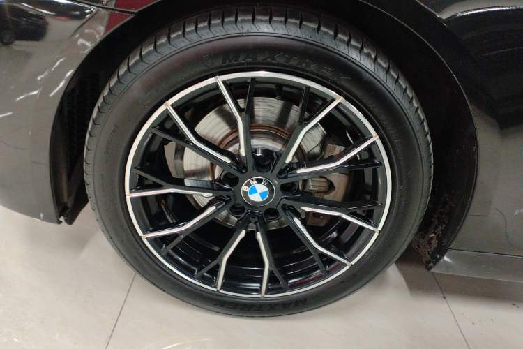 Used BMW 5 Series 2017 525Li Luxury Design Package
