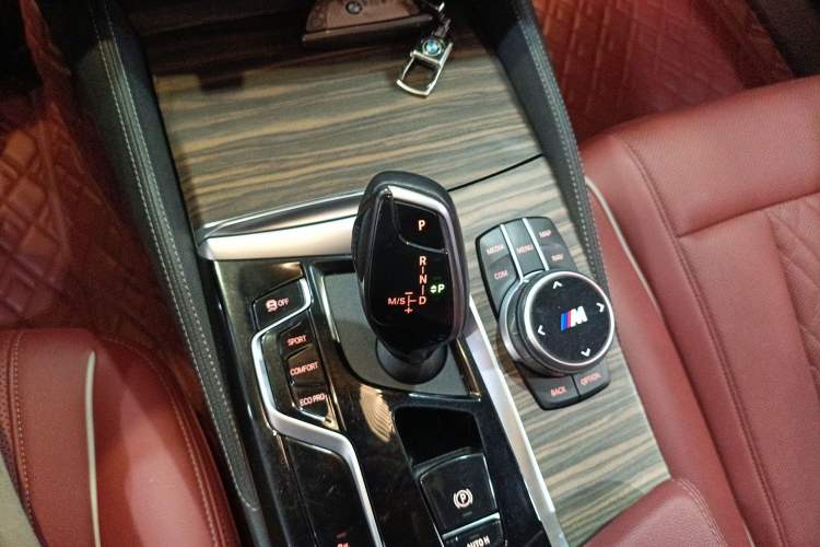 Used BMW 5 Series 2021 530Li Leading Luxury Package