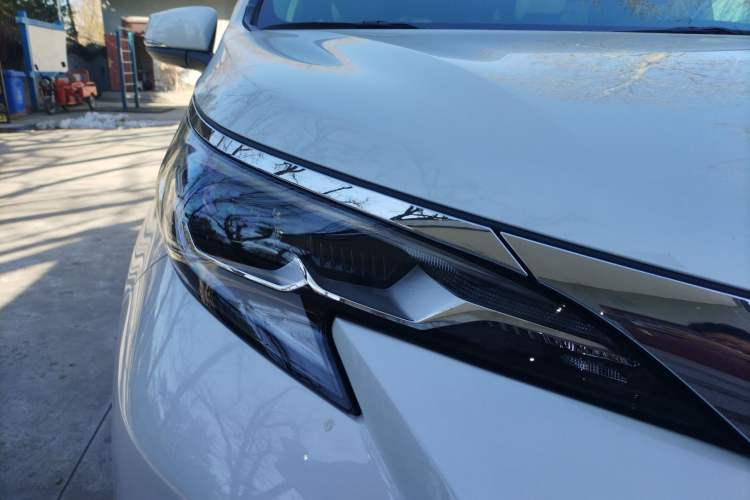 Used Toyota Sienna 2024 2.5L Hybrid Comfort Edition