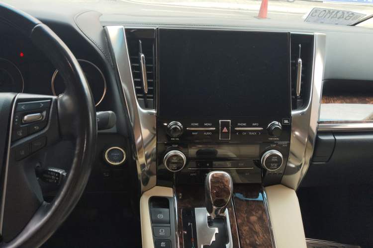 Used Toyota Alphard 2020 Dual-Engine 2.5L Luxury Edition