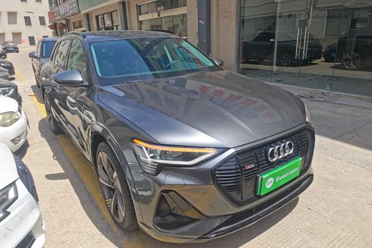 Used Audi e-tron 2021 50 quattro Luxury Edition
